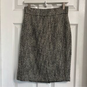 “346” Brooks Brothers Black, Gold & Cream Tweed Pencil Skirt Size 4 NWT